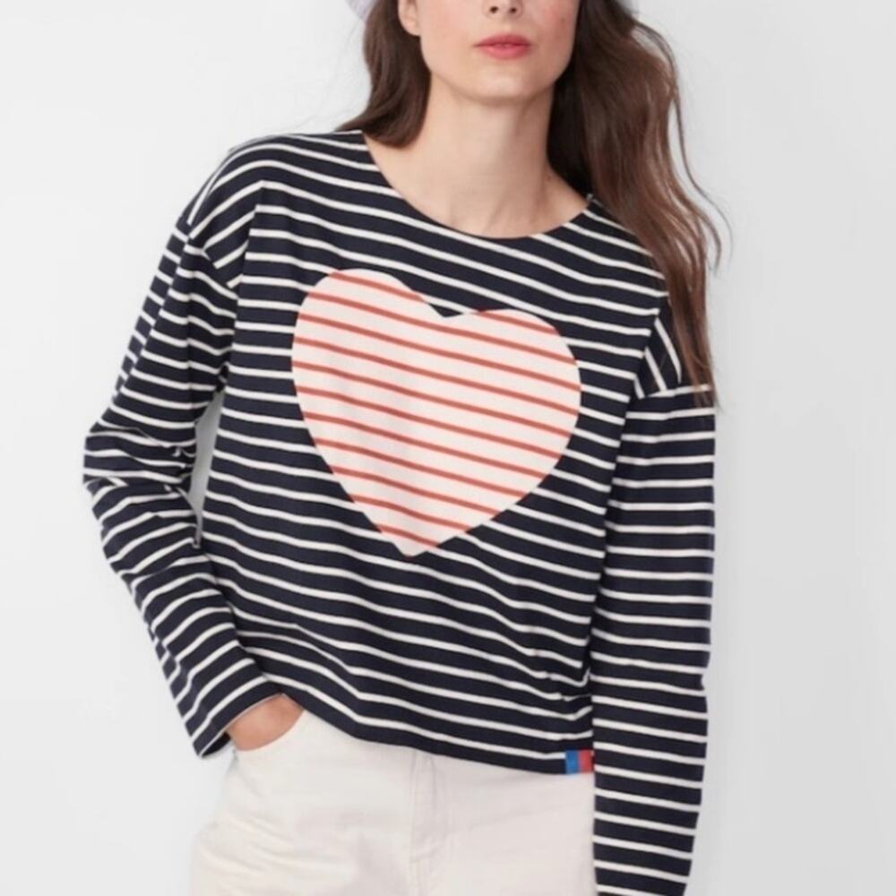 KULE the PIECE & LOVE BOYFRIEND top striped heart
NAVY CREAM